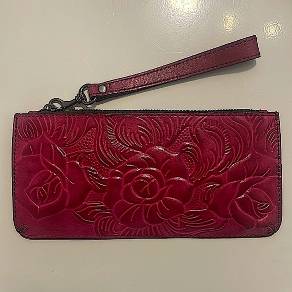 Patricia Nash St Croce Tooled Leather wristlet -excellent pre loved condition